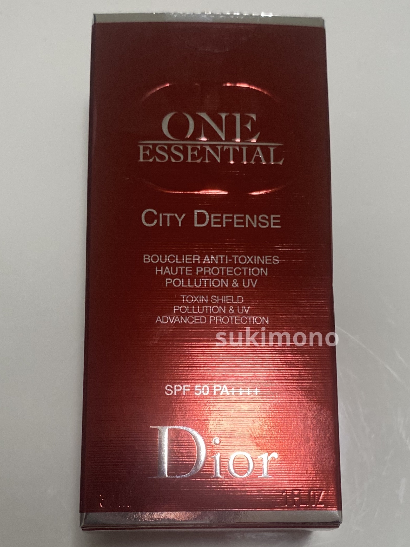 Dior 【旧】ワン エッセンシャル シティ ディフェンス 50のクチコミ「乳液として使うよりも日焼け止めとして使用することのほうが多かったです。詳細動画は一つ前の投稿を.....」（3枚目）