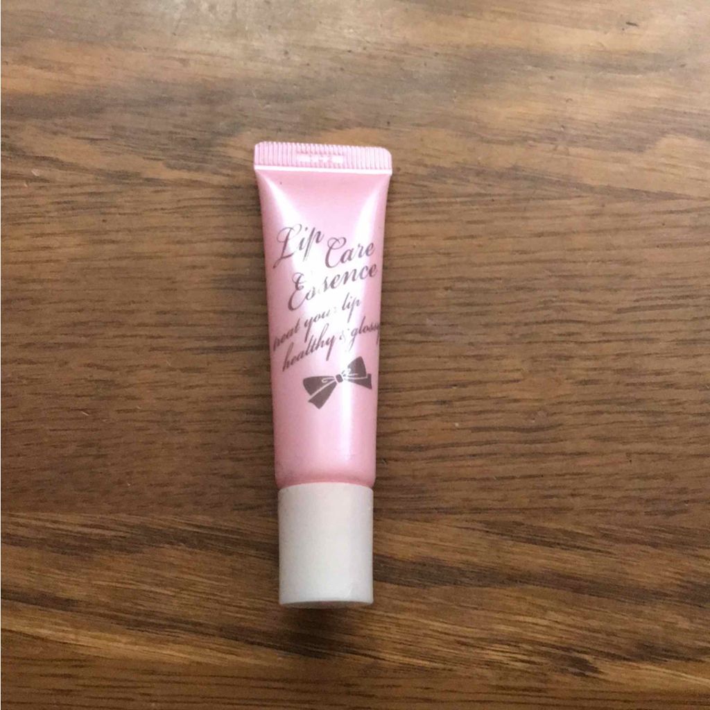 ナリスアップ リップケアエッセンスUV/リップケアエッセンスUV/リップケアを使ったクチコミ(1枚目)