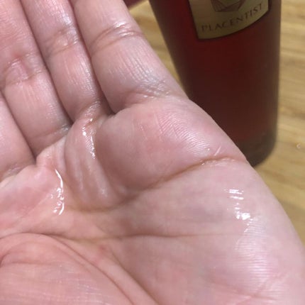 ネネコ on LIPS 「PLACENTISTモイスチャーローションar金と赤でとて..」(5枚目)