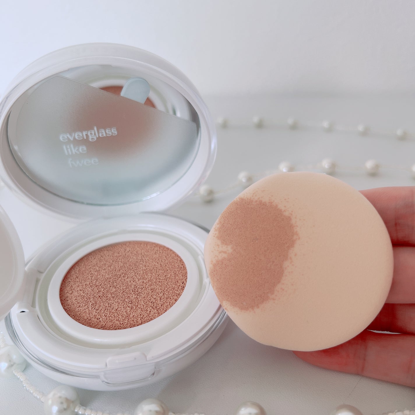 フィークッションガラス/fwee/クッションファンデーションを使ったクチコミ(5枚目)