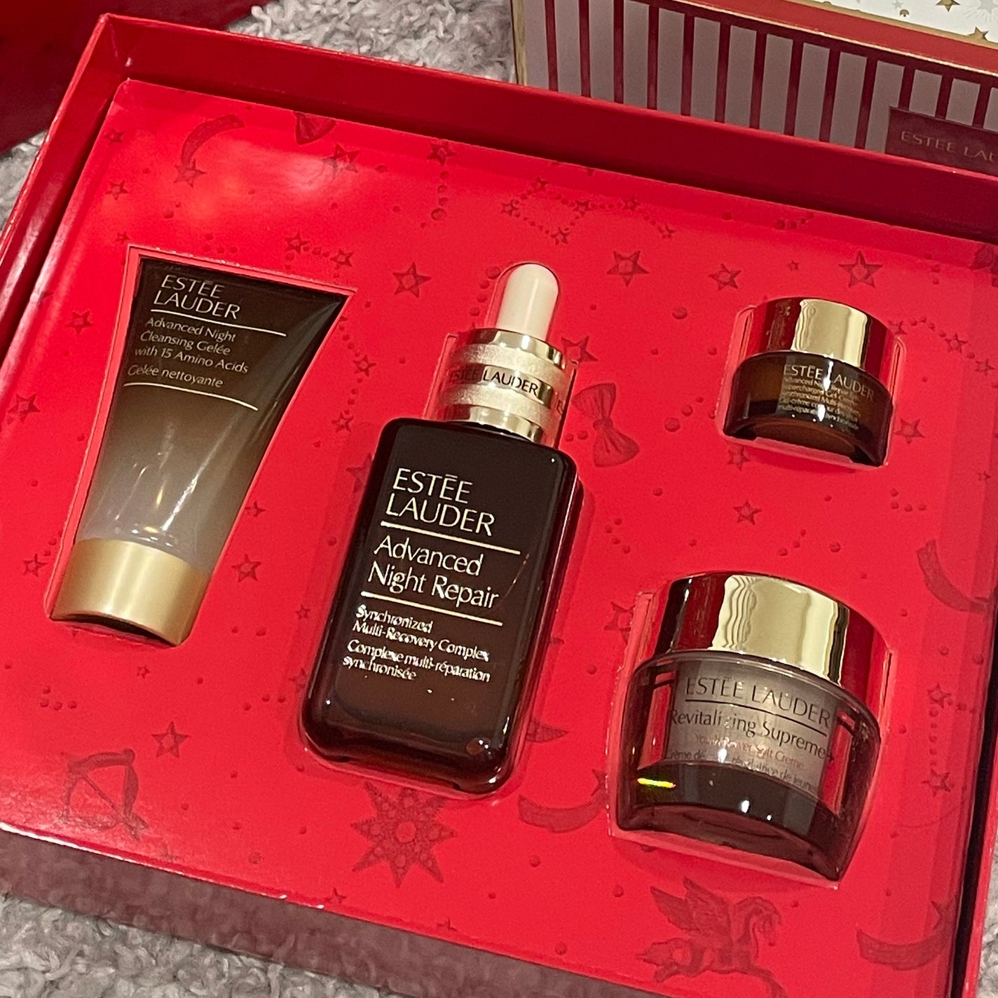 シュープリーム プラス トータル クリーム/ESTEE LAUDER/フェイスクリームを使ったクチコミ(2枚目)
