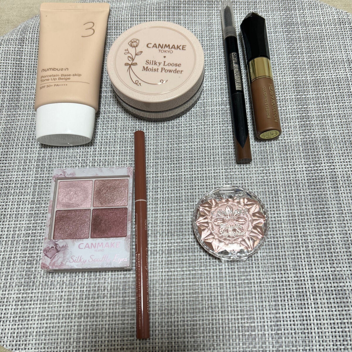 カラーリングアイブロウ/ヘビーローテーション/眉マスカラを使ったクチコミ(1枚目)