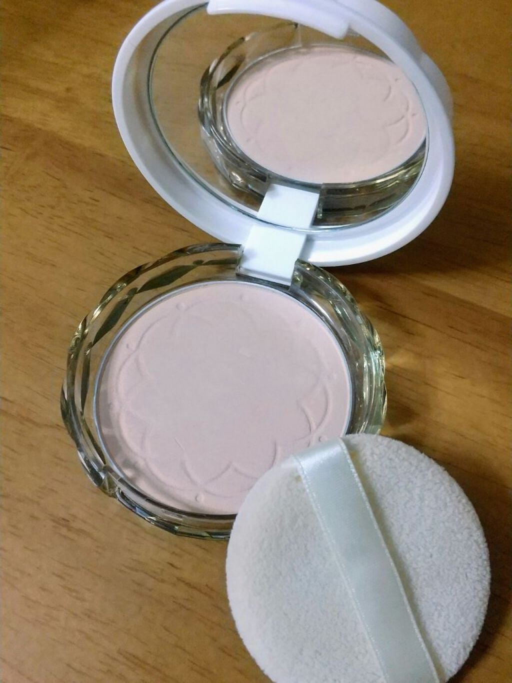 UVシルクカバーパウダー/CEZANNE/プレストパウダーを使ったクチコミ(4枚目)