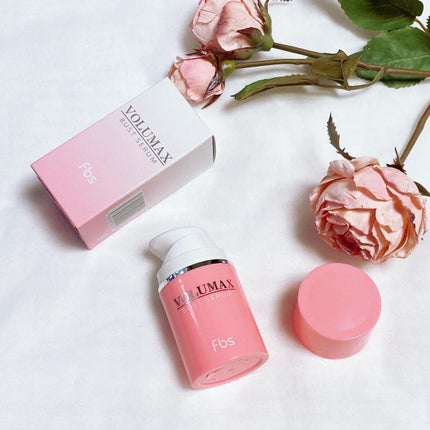 Rie_beauty on LIPS 「プロ仕様のバストクリームVOLUMAXBUSTSERUM(ボル..」(4枚目)