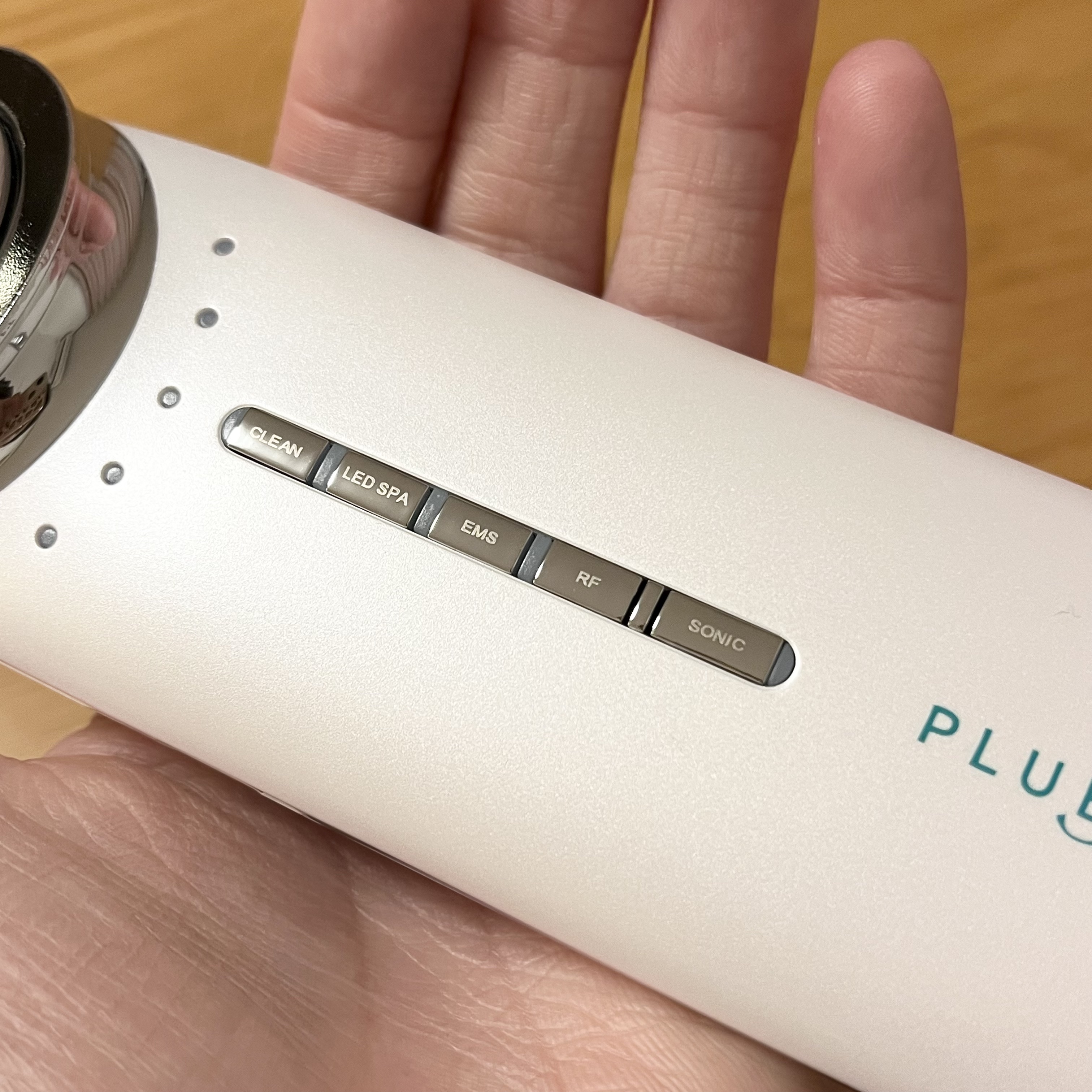 マルチフェイシャルスパ/PLUEST/美顔器・マッサージを使ったクチコミ（2枚目）