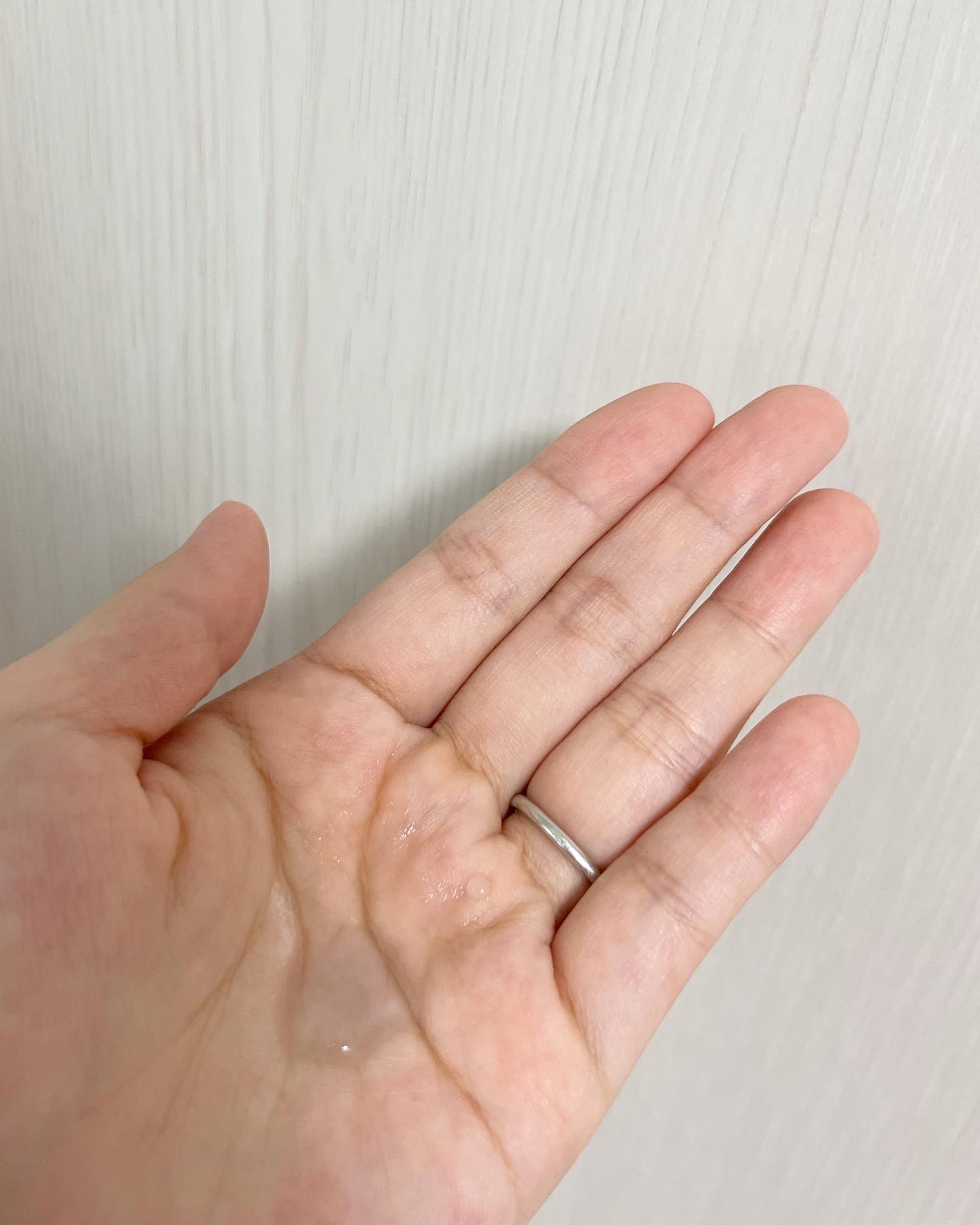 DAILY 2層式ハーバル化粧美容液 /smi-le/オールインワン化粧品を使ったクチコミ（3枚目）