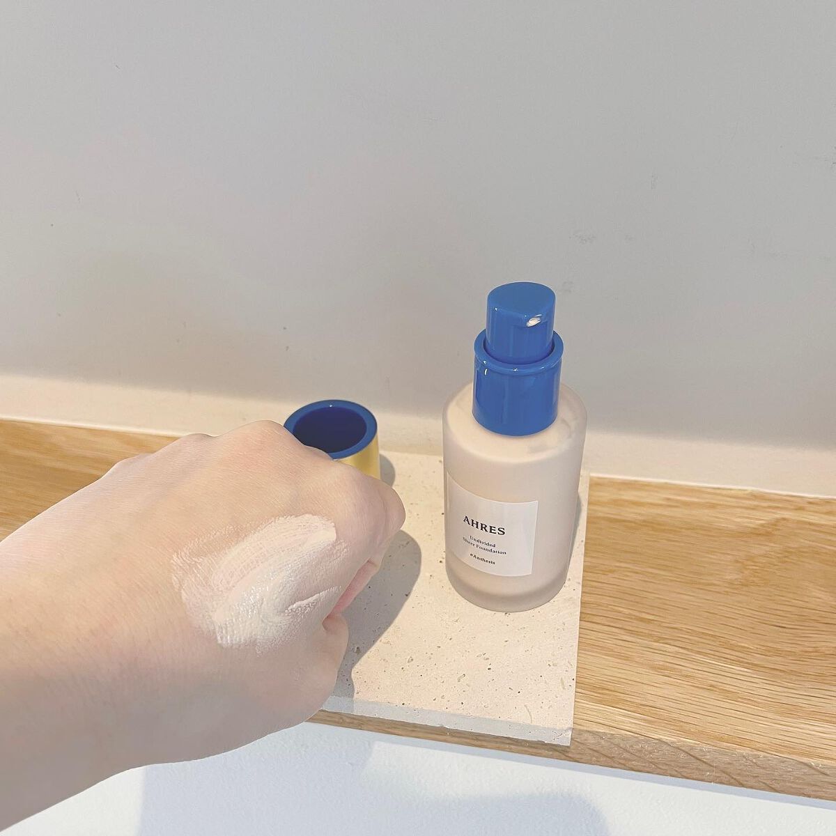 アンディヴァイデッド シアーファンデーション/アーレス/リキッドファンデーションを使ったクチコミ（2枚目）