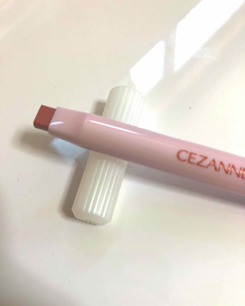 ライナー&リップ 10 ベージュ系/CEZANNE/口紅を使ったクチコミ（2枚目）