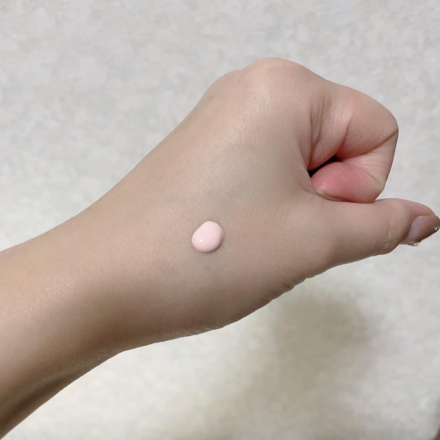 トーンアップ スキン デザイナー/Visée/化粧下地を使ったクチコミ（2枚目）