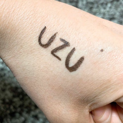 EYE OPENING LINER/UZU BY FLOWFUSHI/リキッドアイライナーを使ったクチコミ(4枚目)