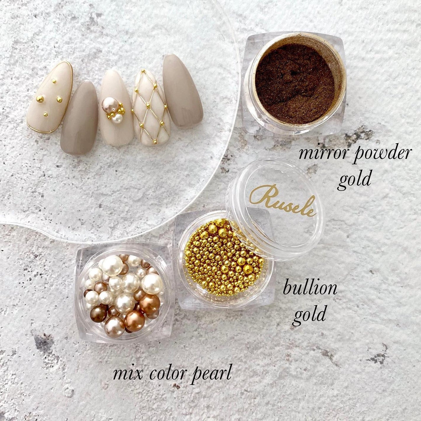 naomi on LIPS 「キルティングネイルにもブリオン大活躍💓ブリオン+パールできら..」(2枚目)