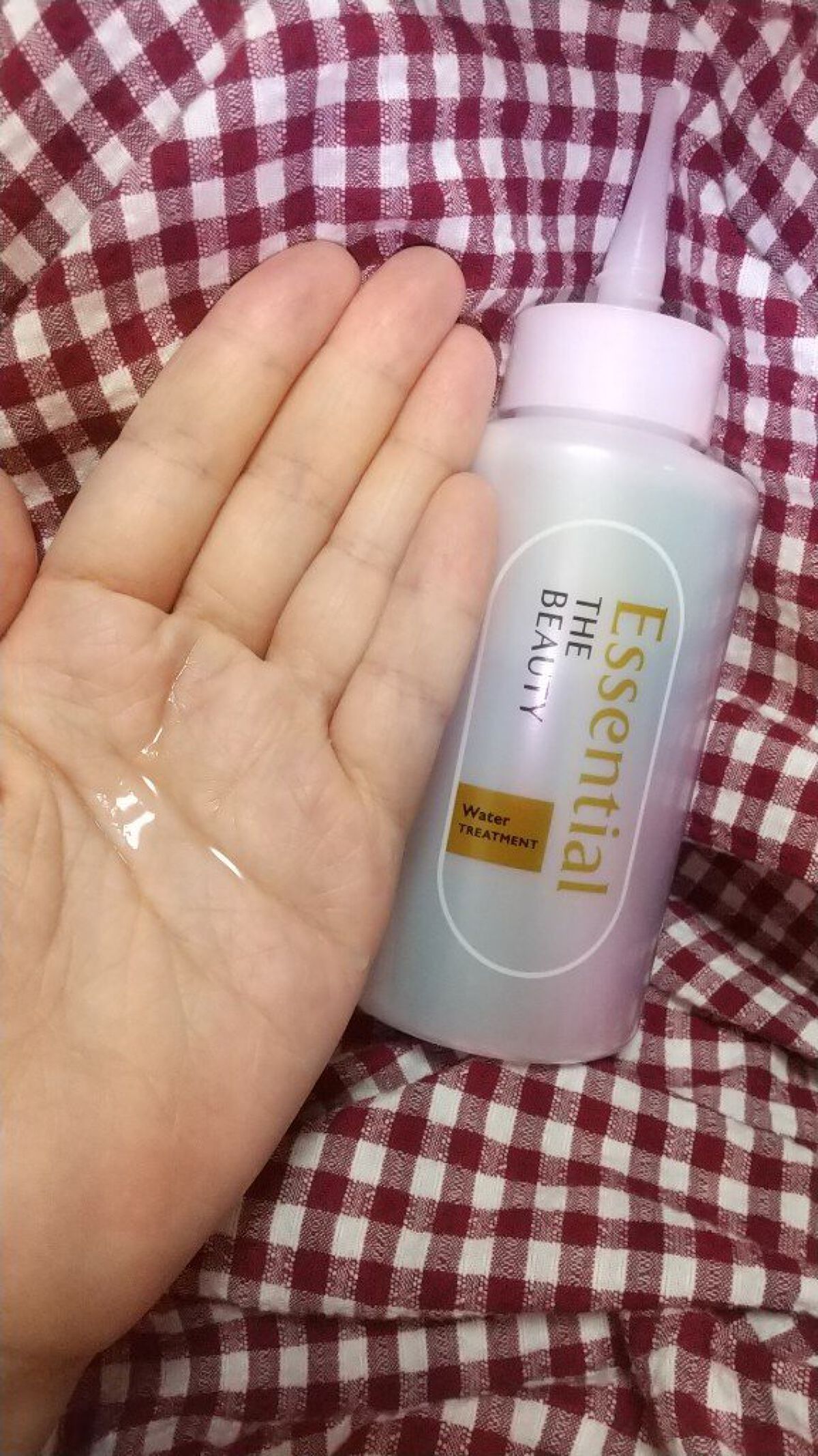 エッセンシャル プレミアム ウォータートリートメント EXスムース/エッセンシャル/アウトバストリートメントを使ったクチコミ（3枚目）