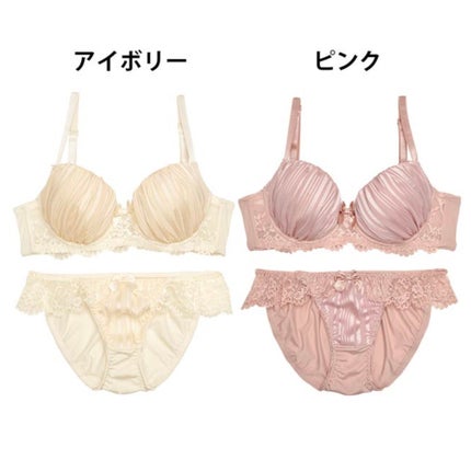 ラブリー シフォン ラメ プリーツ 育乳 脇高 ブラジャー & フルバック ショーツ/DRW/バスト・ヒップケアを使ったクチコミ(3枚目)