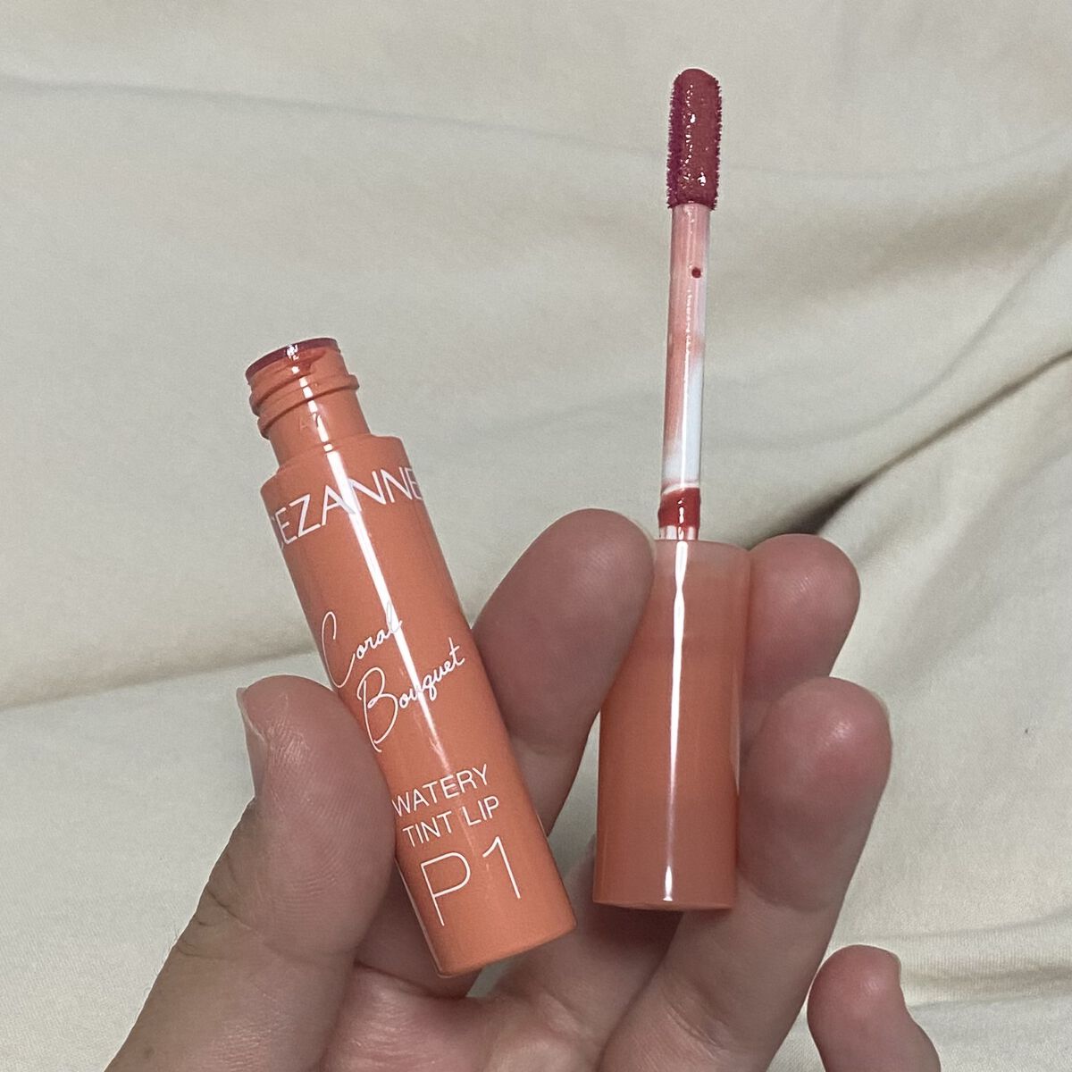 ウォータリーティントリップ/CEZANNE/リップティントを使ったクチコミ（3枚目）