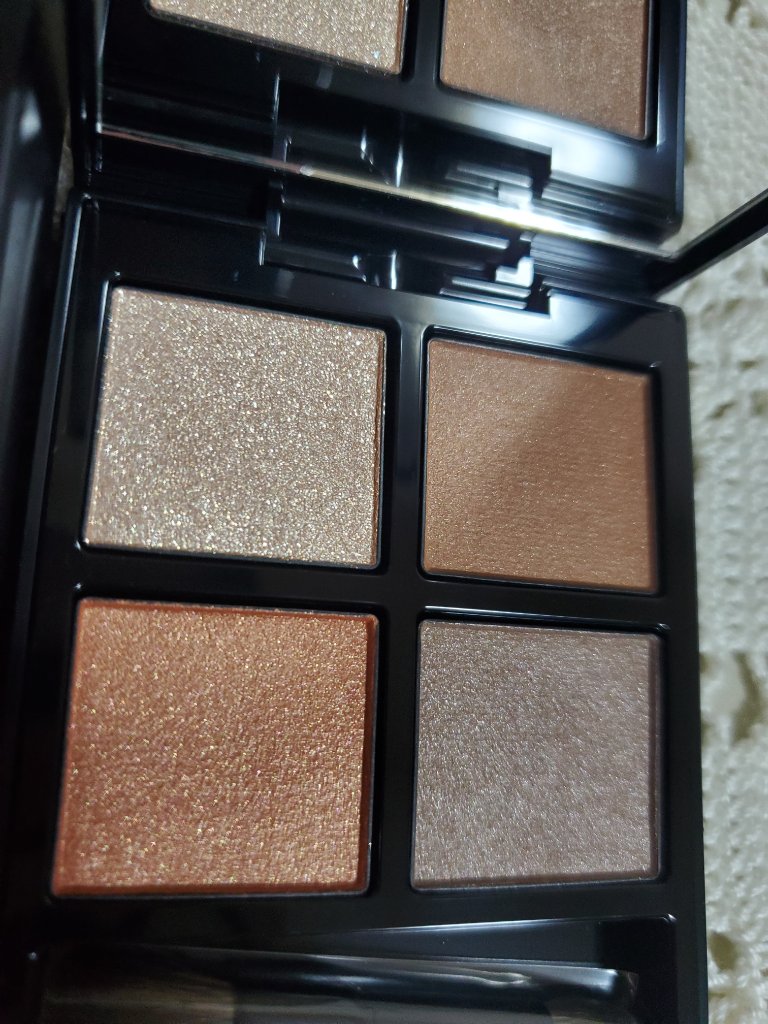 アディクション　ザ アイシャドウ パレット 101 Nostalgic Summer/ADDICTION/アイシャドウパレットを使ったクチコミ（2枚目）