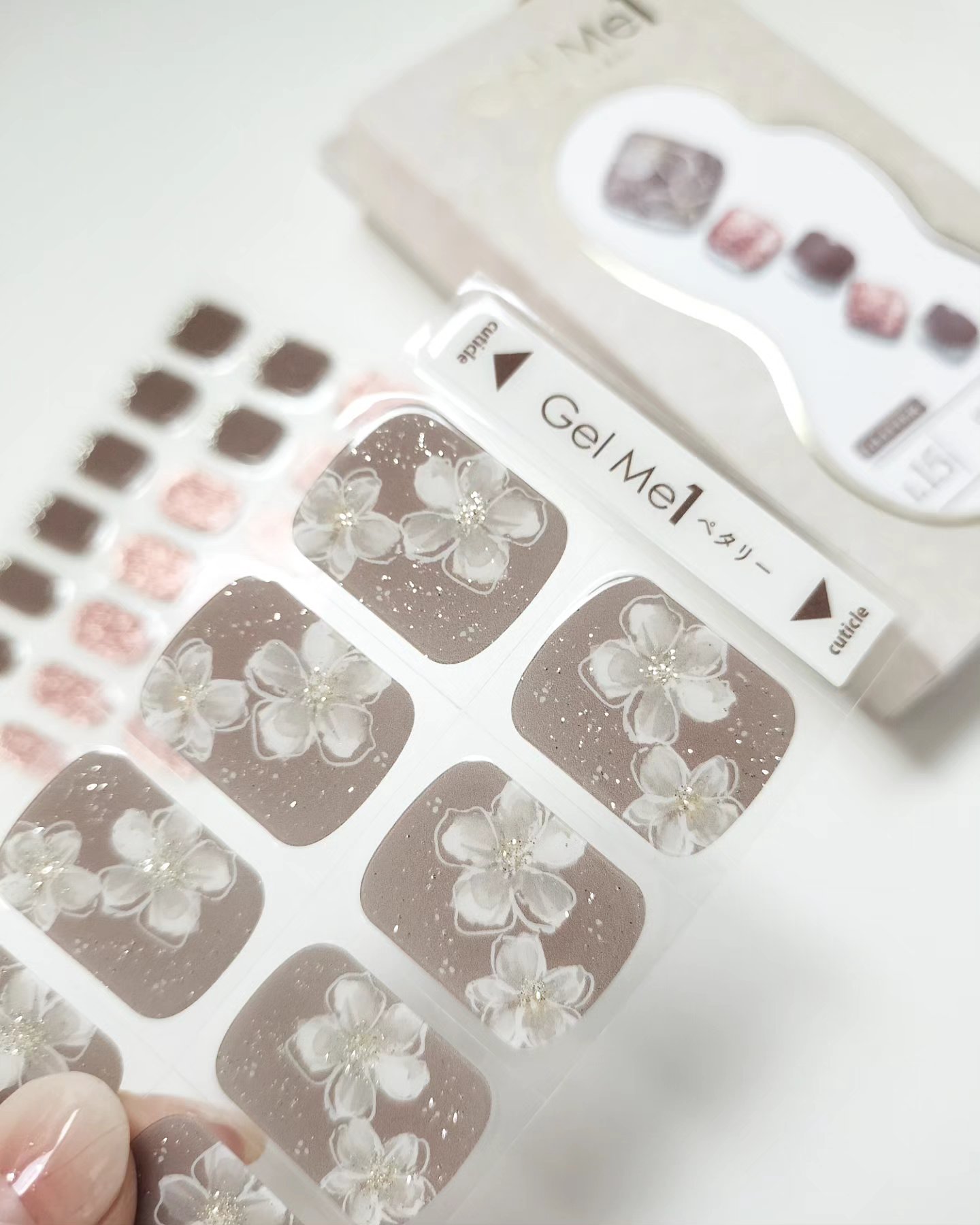 ジェルミーペタリー フット /ジェルミーワン/ネイルシールを使ったクチコミ（3枚目）