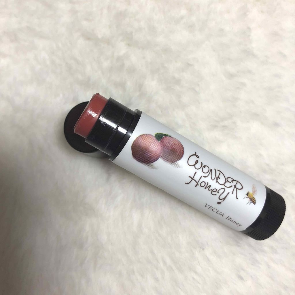 ワンダーハニー 色づくジューシー蜜リップ/VECUA Honey/リップクリームを使ったクチコミ（2枚目）