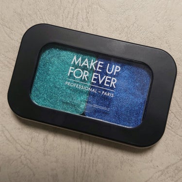 アーティストカラーシャドウ ME-216 エレクトリックブルー/MAKE UP FOR EVER/アイシャドウパレットを使ったクチコミ（1枚目）