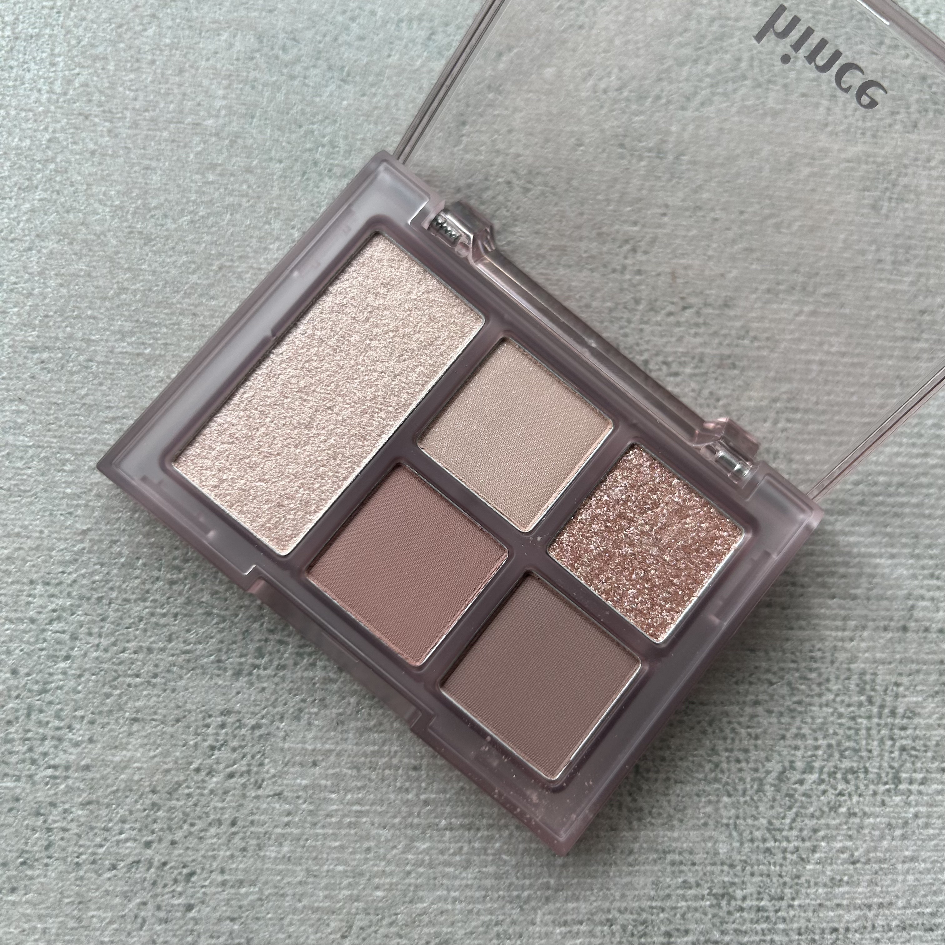 オールラウンドアイパレット 03 フォール・イン・ローズ/hince/マルチパレットを使ったクチコミ（2枚目）