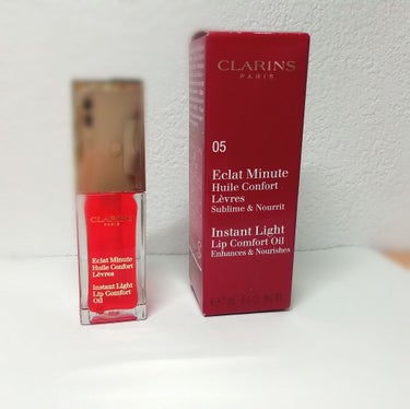 
*CLARINS コンフォート リップオイル
05 タンジェリン


以前ミントを使用していて良かったので買い足し。
同じミントを購入しようと思っていたが、最近ひたすらオレンジメイクを狂ったようにして