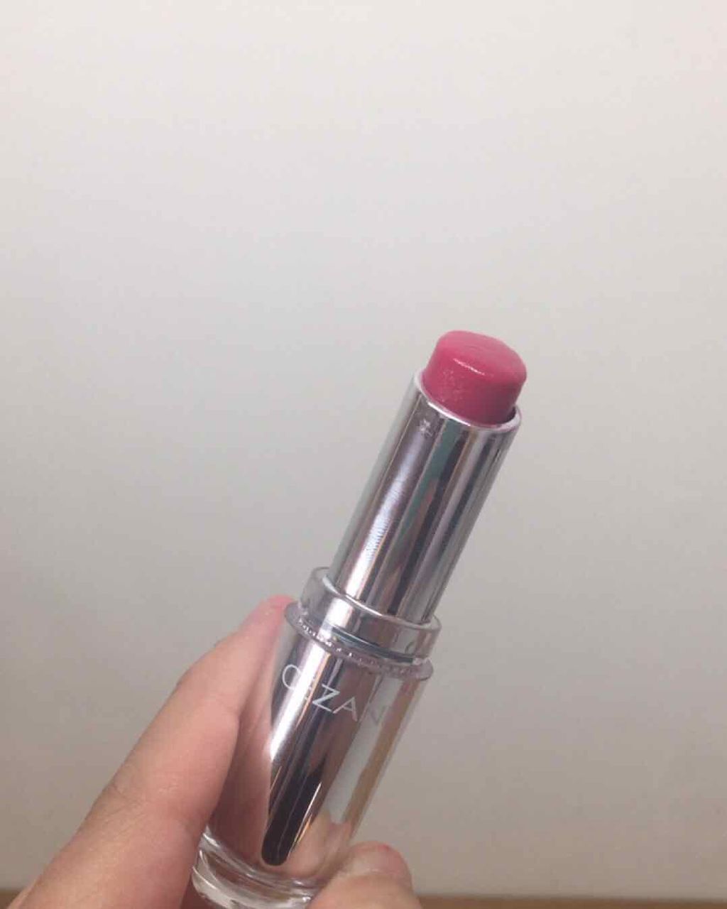 ラスティンググロスリップ/CEZANNE/口紅を使ったクチコミ（2枚目）