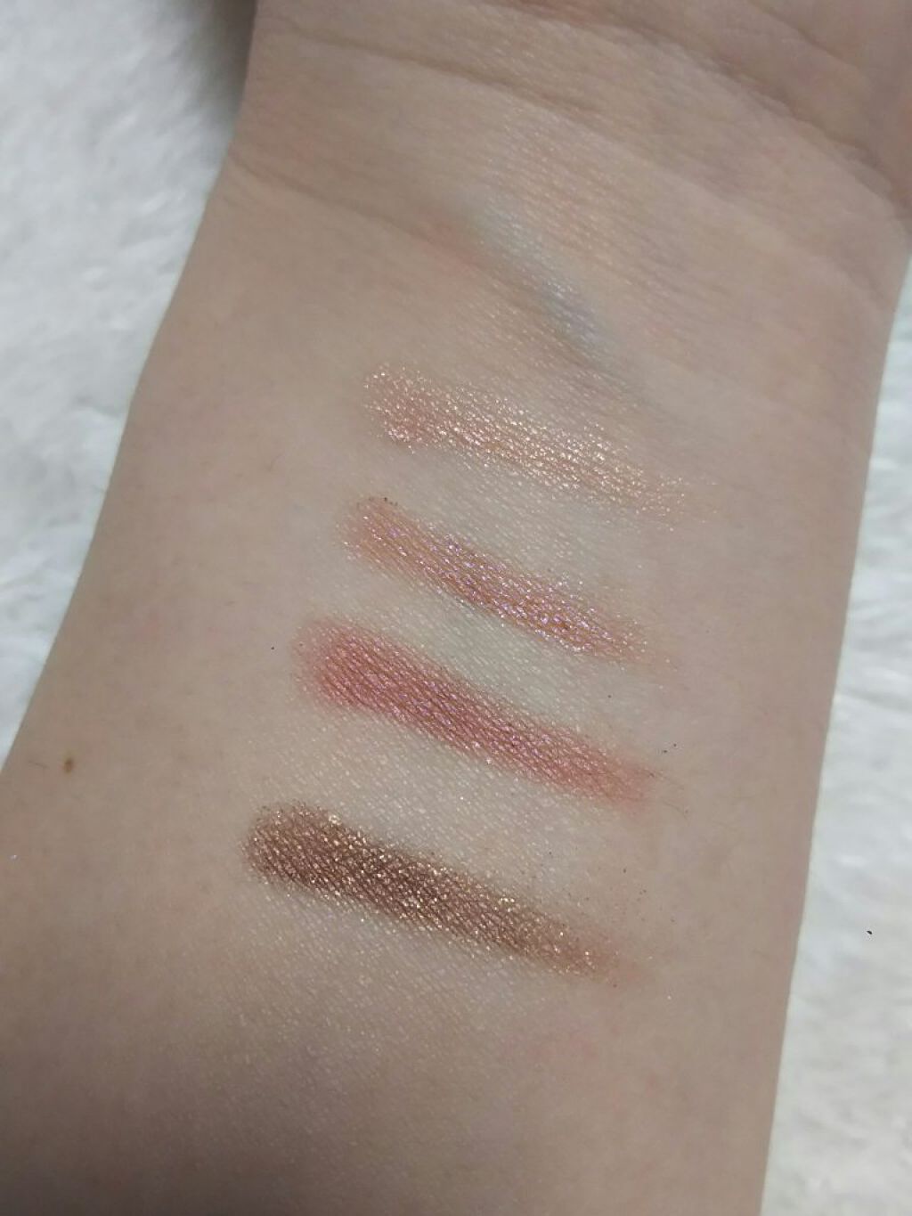 フラロッソ インテンソ アイシャドウ/アスタリフト/アイシャドウパレットを使ったクチコミ(4枚目)