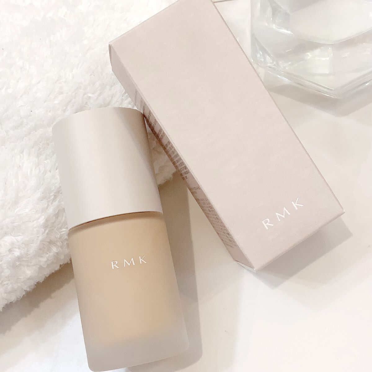 RMK リクイドファンデーション フローレスカバレッジ/RMK/リキッドファンデーションを使ったクチコミ(2枚目)