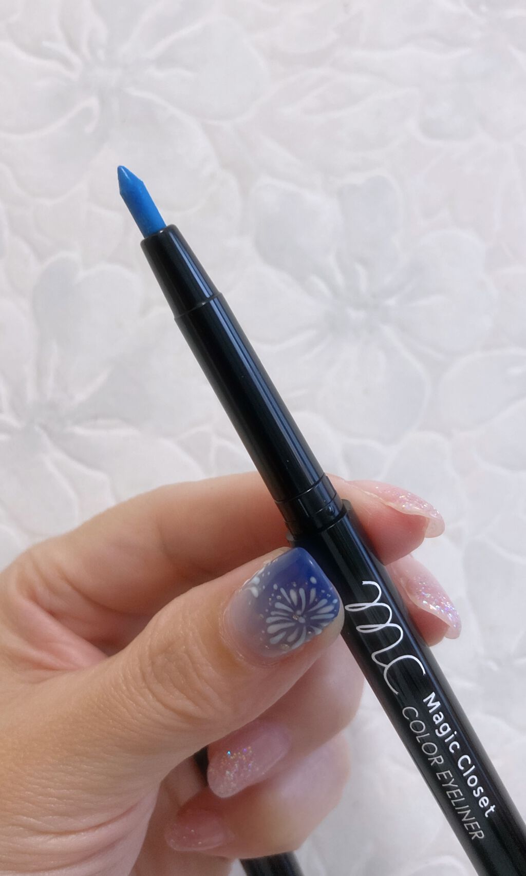 カラーアイライナー/3COINS/リキッドアイライナーを使ったクチコミ（2枚目）