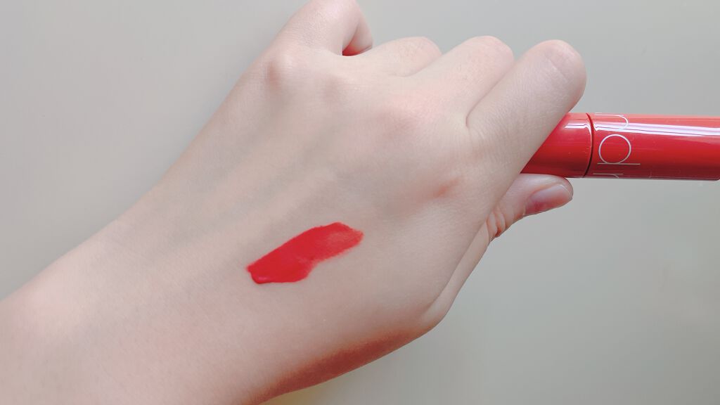 ジューシーラスティングティント/rom&nd/リップティントを使ったクチコミ（2枚目）