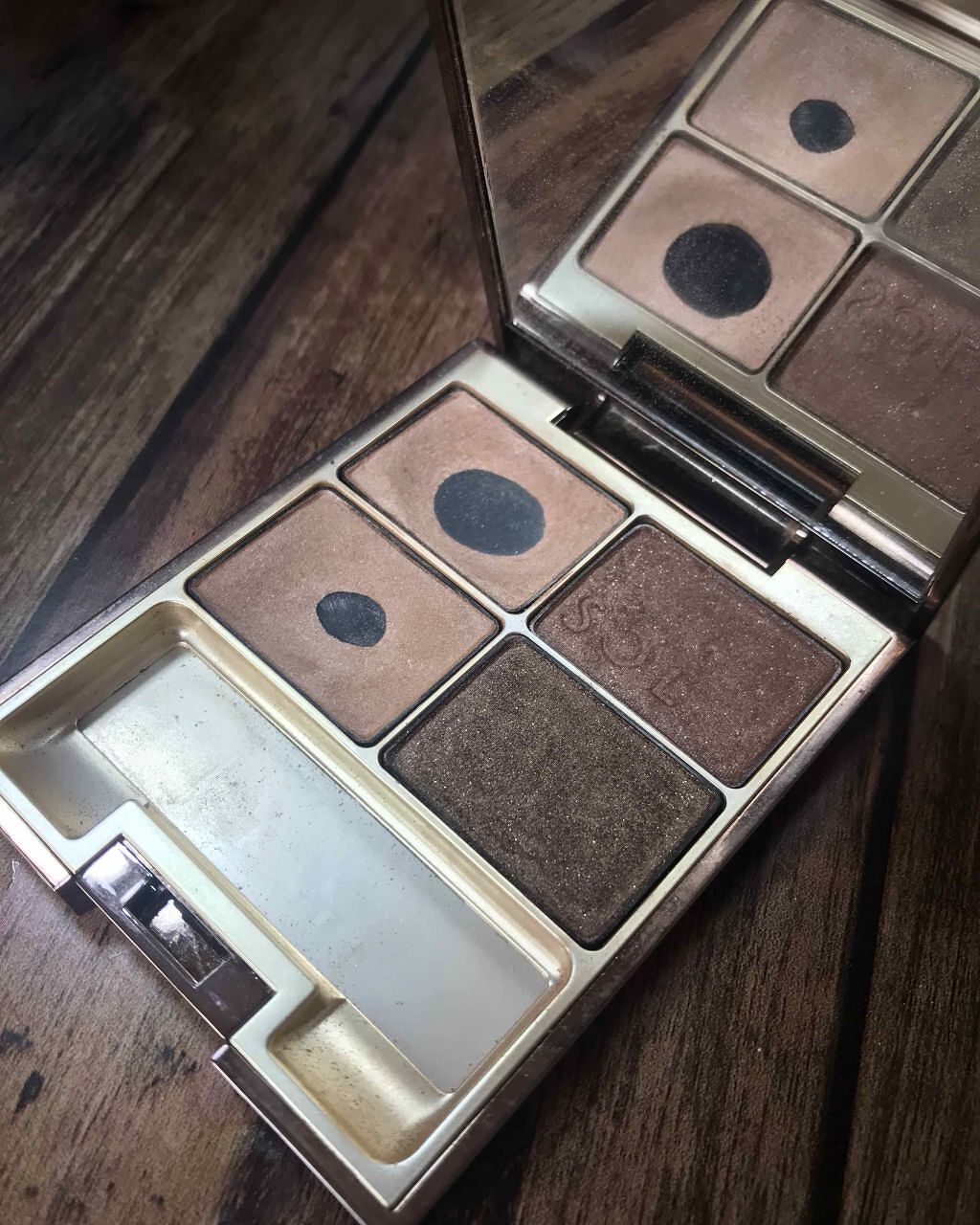 スキンモデリングアイズ/LUNASOL/アイシャドウパレットを使ったクチコミ（2枚目）