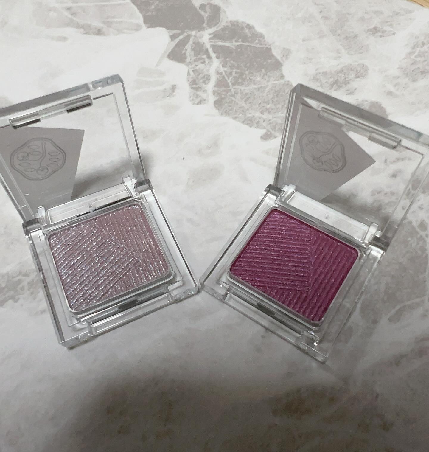 オーラデュウ プリズム イルミネーター ピコ/SHISEIDO/単色アイシャドウを使ったクチコミ（3枚目）