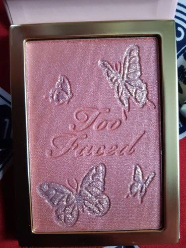 シャドウ インシュランス アイシャドウ プライマー/Too Faced/アイシャドウベースを使ったクチコミ（2枚目）