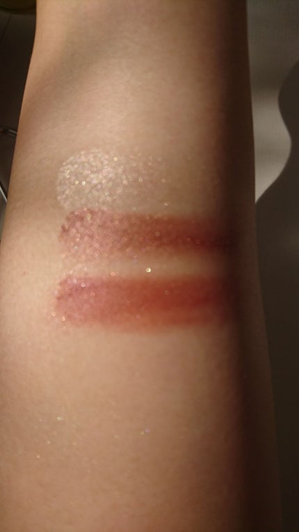 トーンアップアイシャドウ/CEZANNE/アイシャドウパレットを使ったクチコミ(2枚目)