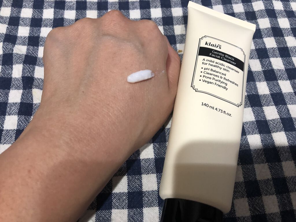 ジェントルブラックフェイシャルクレンザー(140ml)/Klairs/洗顔フォームを使ったクチコミ（3枚目）