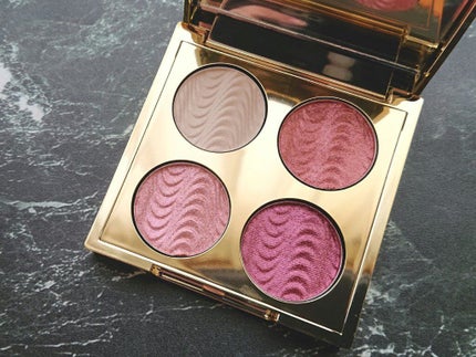 Revolution Pro Quartz Crush Eyeshadow Palette/MAKEUP REVOLUTION/アイシャドウパレットを使ったクチコミ(2枚目)