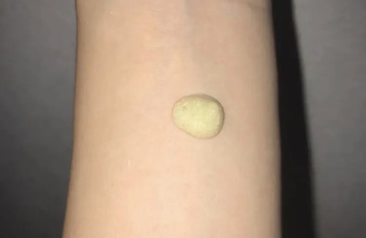 パール ファンデーション プライマー 004 ミュスカデ/PAUL & JOE BEAUTE/化粧下地を使ったクチコミ（2枚目）