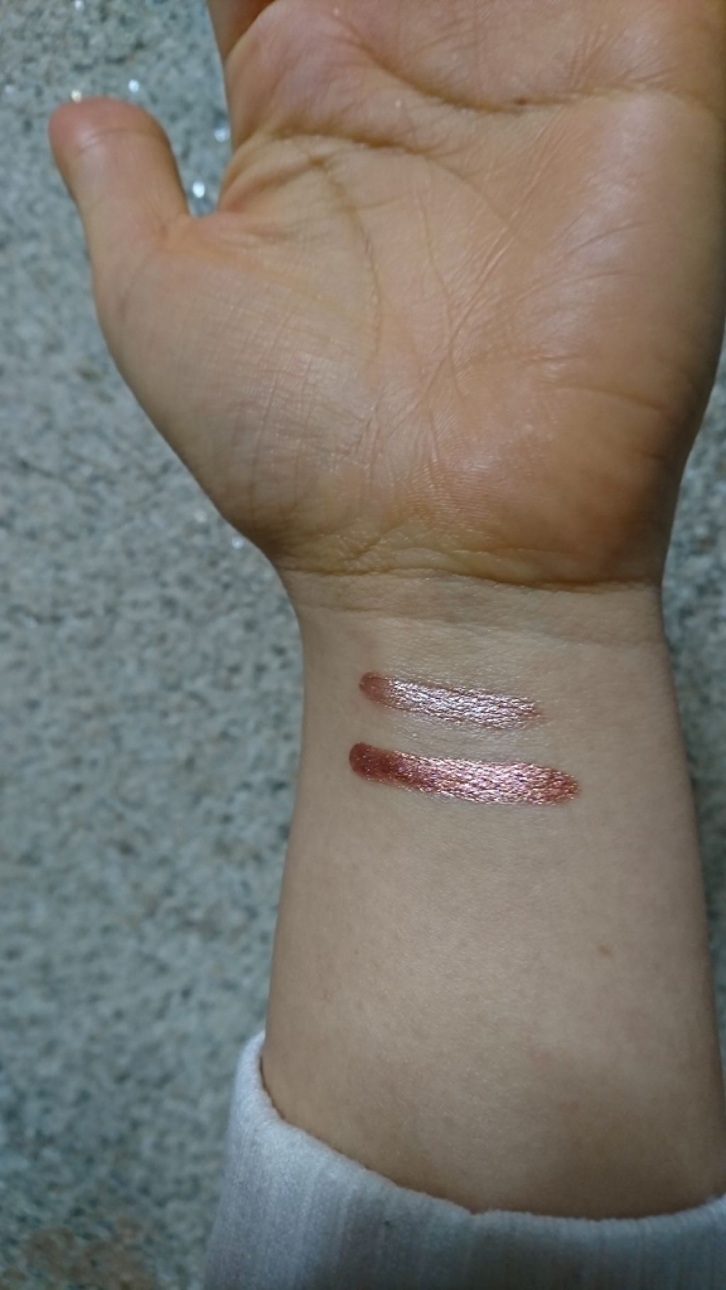 フジコシェイクシャドウ/Fujiko/リキッドアイシャドウを使ったクチコミ(2枚目)