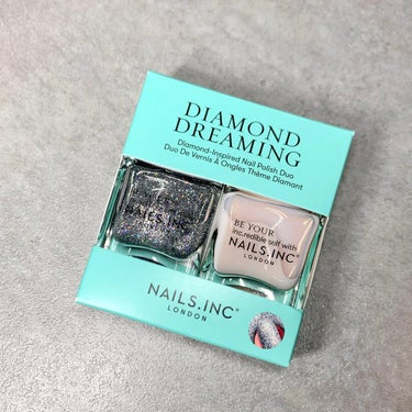 nails inc. NAIL POLISHのクチコミ「ダイヤモンド💎みたいな輝きとピュアな透明感のシースルーホワイト🤍が洗練された指先になって可愛い.....」（3枚目）