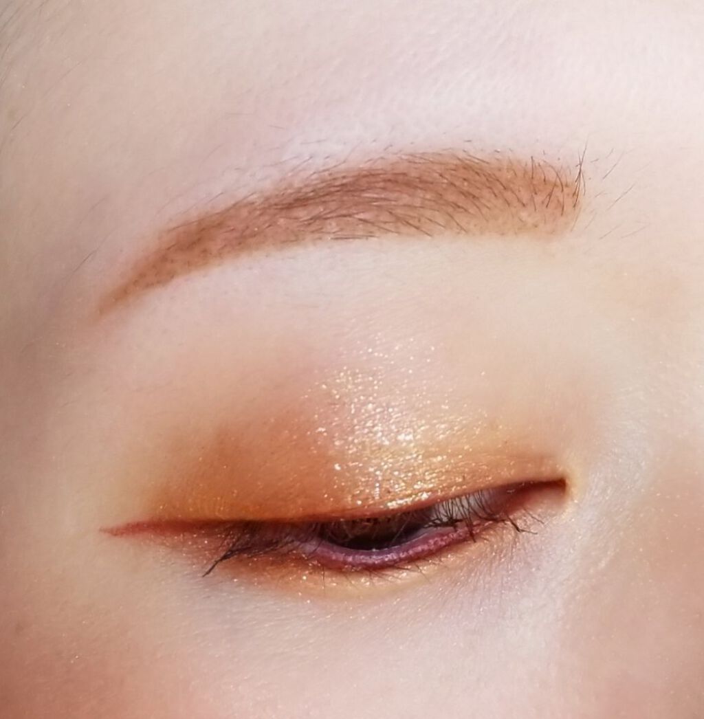 ダズルシャドウ/M・A・C/単色アイシャドウを使ったクチコミ（2枚目）