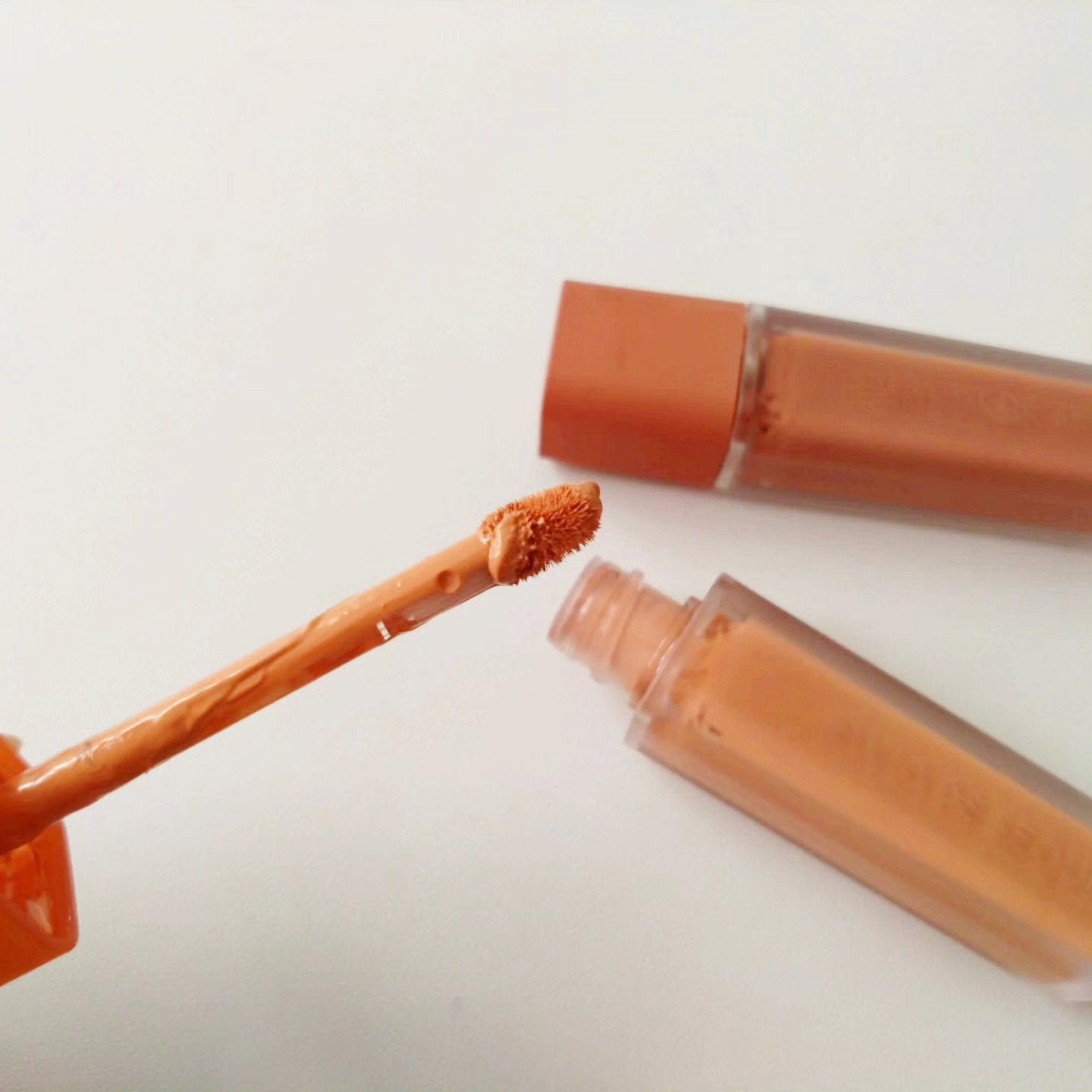 ウインク アイ シェード プライマー 04 ディープコーラル/Javin De Seoul/リキッドアイシャドウを使ったクチコミ（3枚目）