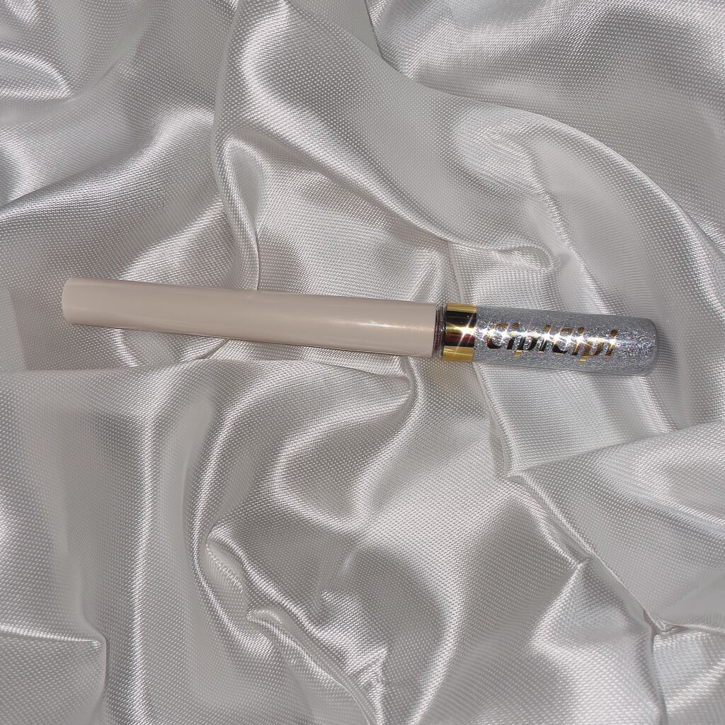 グリッターイルミネーションライナー/CipiCipi/リキッドアイライナーを使ったクチコミ(1枚目)