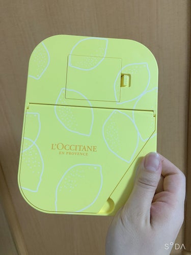 シトラスヴァーベナ アイスハンドクリーム/L'OCCITANE/ハンドクリームを使ったクチコミ（4枚目）