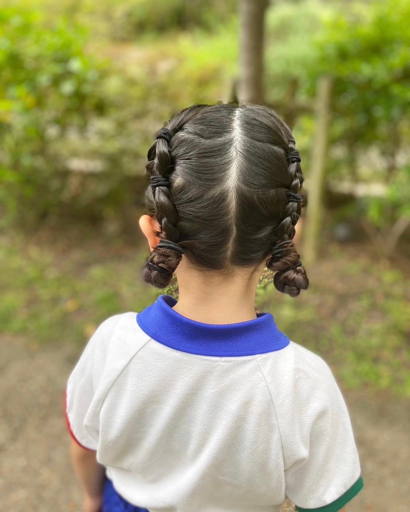 Yuki on LIPS 「4歳娘のヘアアレンジ♡崩れにくさ重視の登園ヘアです👧🏻通ってい..」(3枚目)