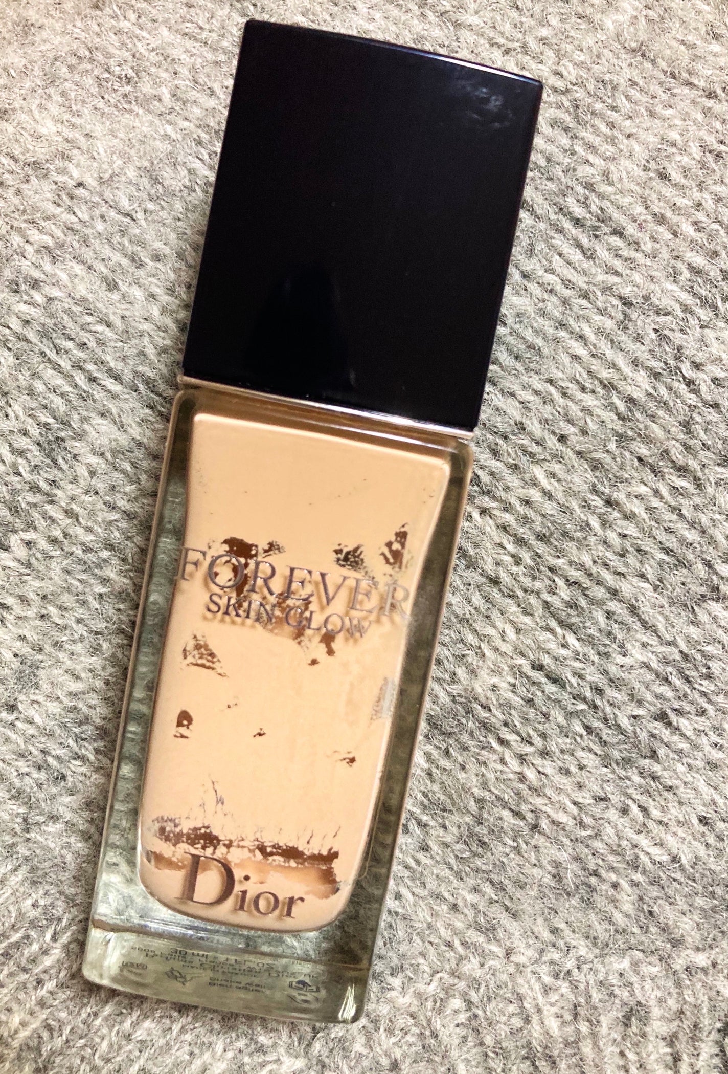 ディオールスキン フォーエヴァー フルイド グロウ/Dior/リキッドファンデーションを使ったクチコミ(1枚目)