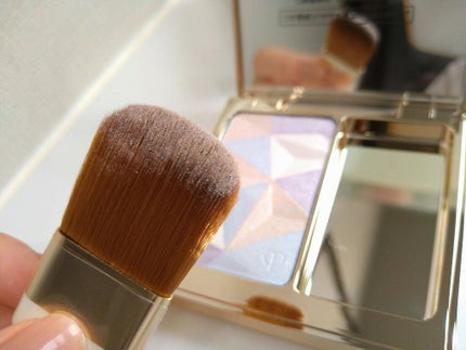 クレ・ド・ポー ボーテ レオスールデクラ/クレ・ド・ポー ボーテ/パウダーハイライトを使ったクチコミ(4枚目)