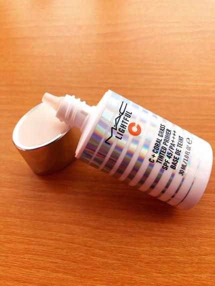 ライトフル C+ティンティッド プライマーSPF45(PA++++)/M・A・C/化粧下地を使ったクチコミ(2枚目)