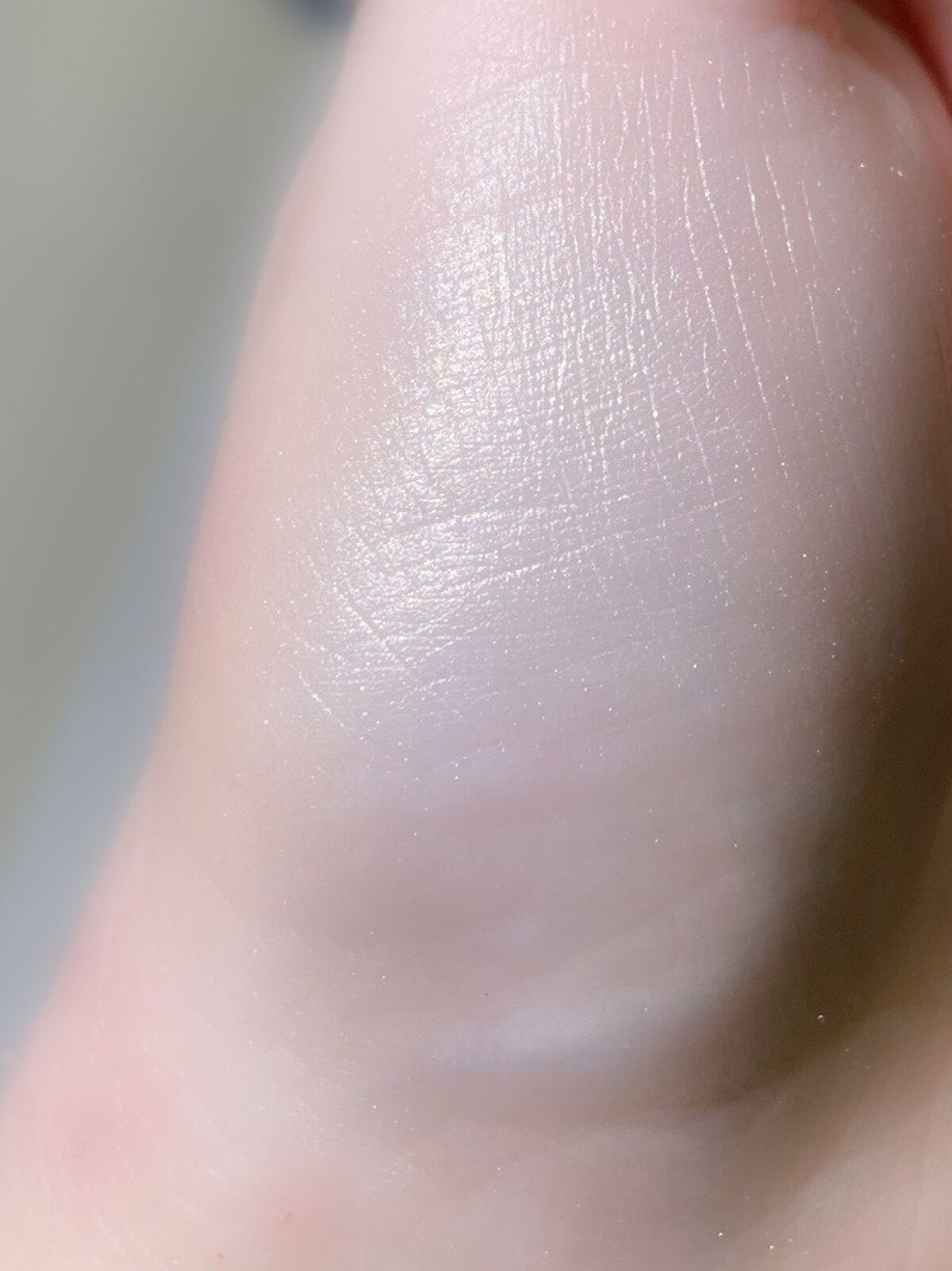 オーロラライズグロウハイライター/KATE/パウダーハイライトを使ったクチコミ（3枚目）