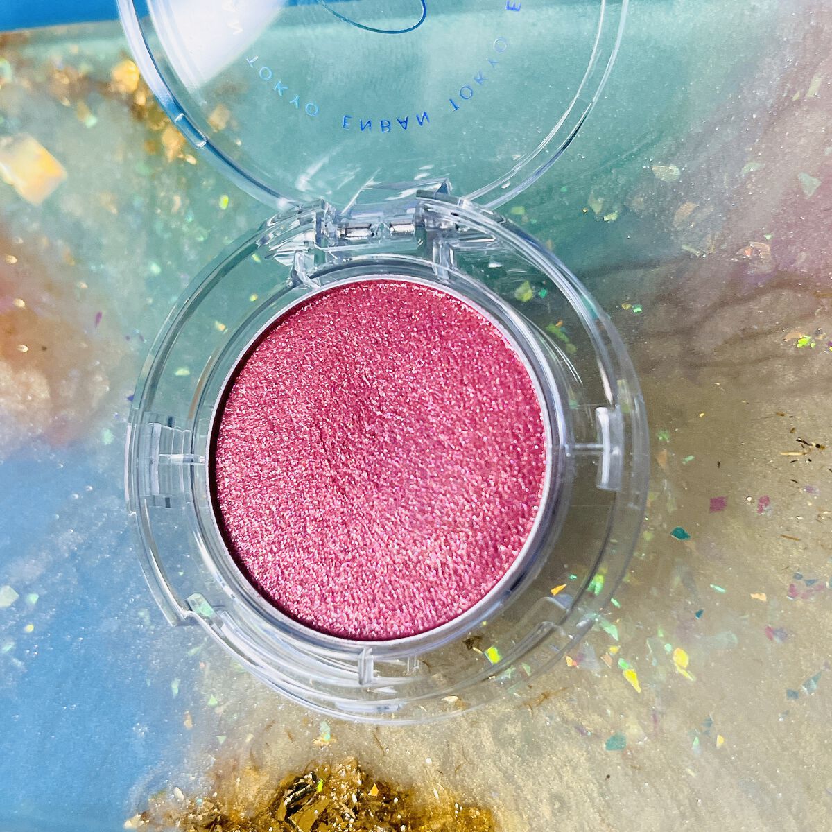 マルチグリッターカラー/ENBAN TOKYO/単色アイシャドウを使ったクチコミ（3枚目）