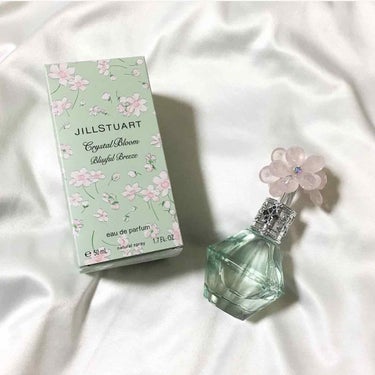 🌷JILLSTUART 🌷
ジルスチュアート クリスタルブルーム ブリスフルブリーズ オードパルファン(50ml)
【限定商品です！気になった方はお早めに！！】

5月4日から限定発売されているフレグラ