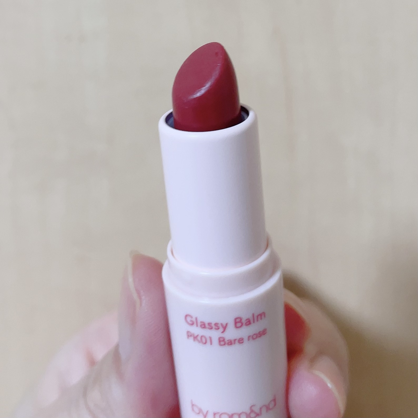 アンドバイロムアンド グラッシーバーム PK01 ベアローズ/&nd by rom&nd/口紅を使ったクチコミ（3枚目）